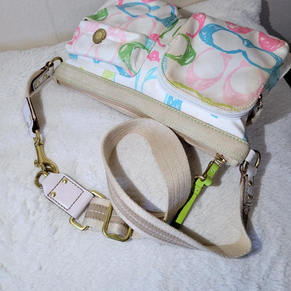 Coach Hampton Scribble Multi Purse - Picture 5 of 12